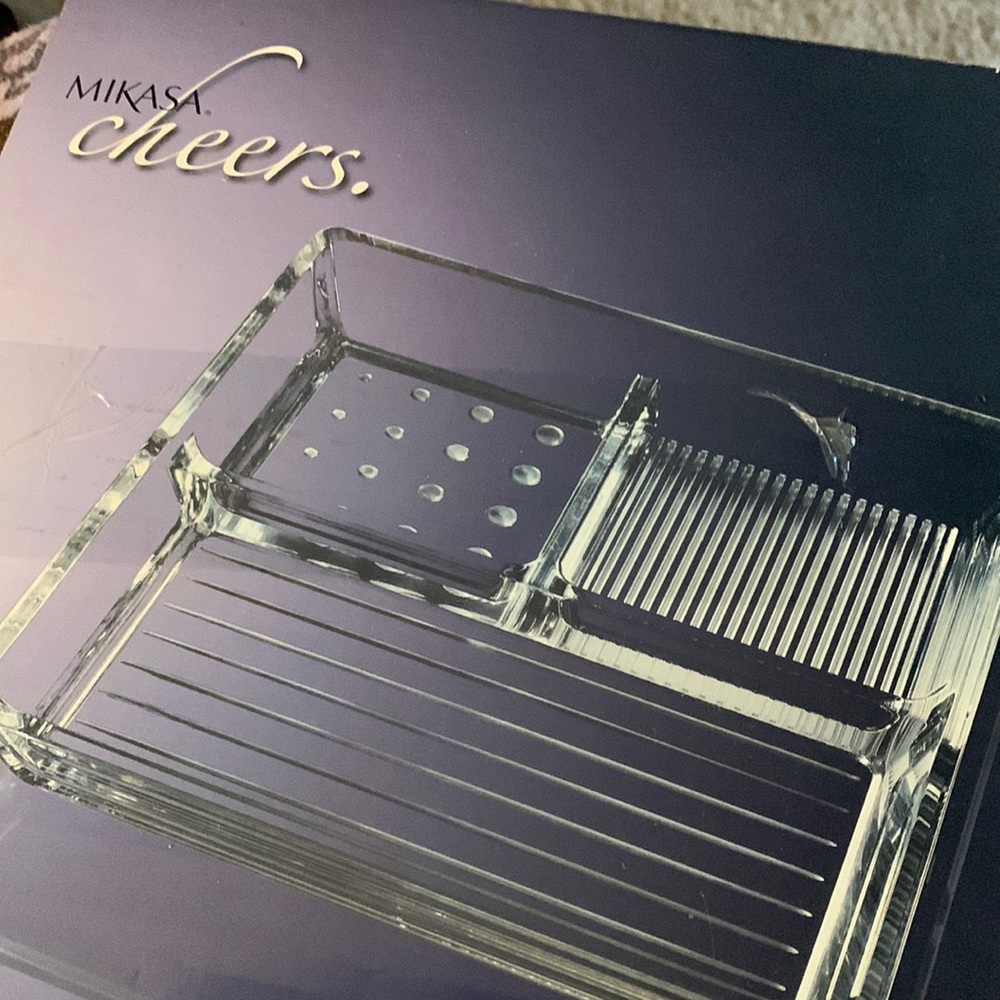 Mikasa Cheers 3 section divided serving dish. Bought, but never used.